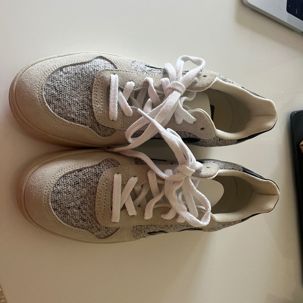 Veja V-10 Leather Extra White Nautico Pekin Women's Size 8 Shoe